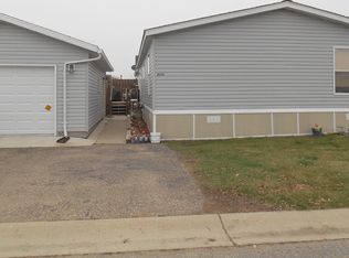 2138 Elaine Ln, North Mankato, MN 56003