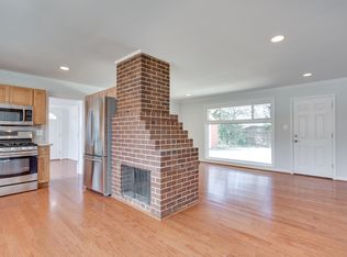 7414 Inzer St, Springfield, VA 22151