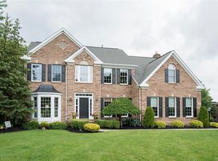 38 Deer Run, Orchard Park, NY 14127