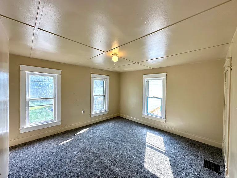 419 Bartram Ave — Photo 23