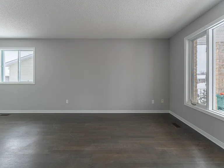 312 Waterloo Dr #1 — Photo 4