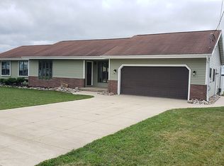 12801 E Houghton Lake Dr, Houghton Lake, MI 48629