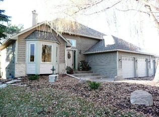 12107 Edgewood Ct N, Champlin, MN 55316