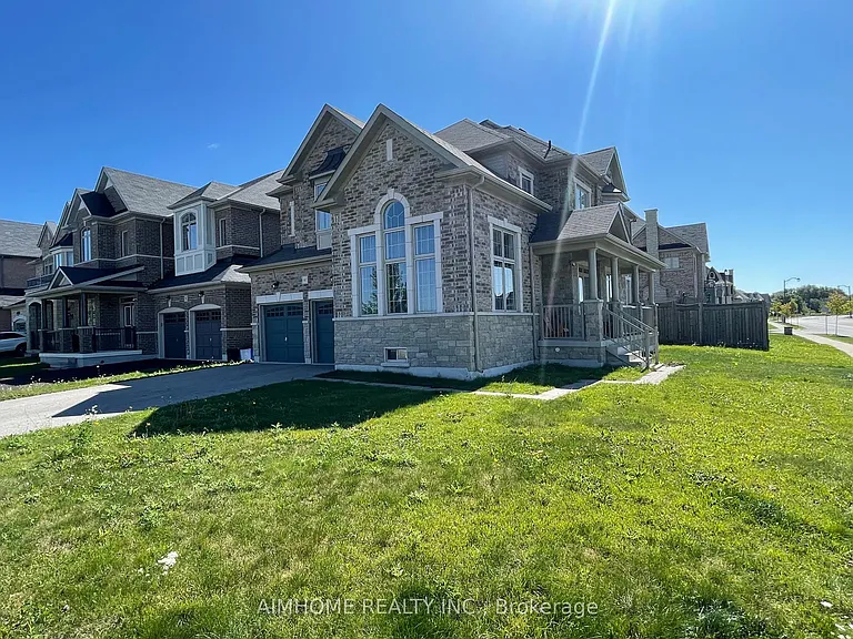 60 Baleberry Cres — Photo 2