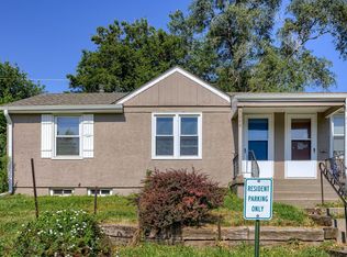 3066 S 41st St, Omaha, NE 68105