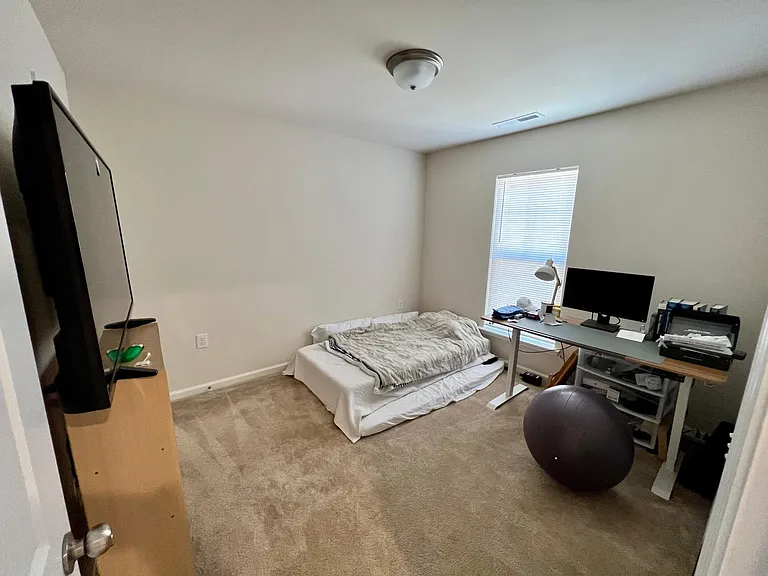1017 Sycaten St — Photo 14