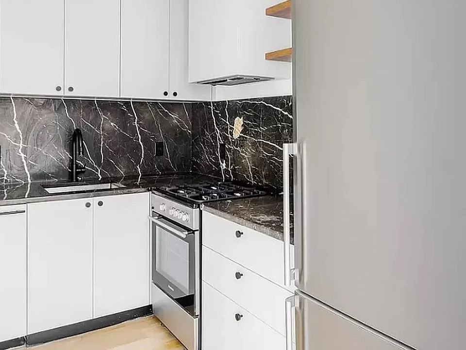 1st image of 260 Gold St #704