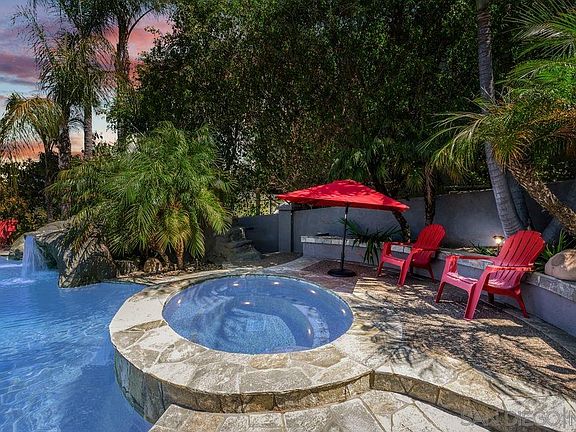 4th image of 2279 Puesta Del Sol