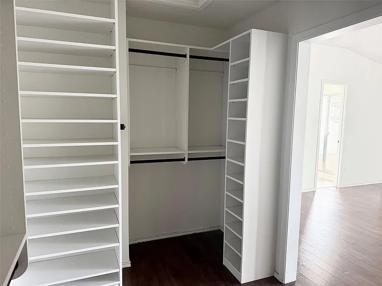 11715 Raymond C Ewry Ln — Photo 13