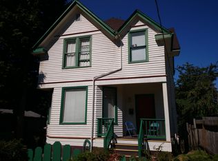 817 17th Ave, Seattle, WA 98122