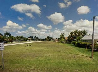 2727 Cape Coral Pkwy W, Cape Coral, FL 33914