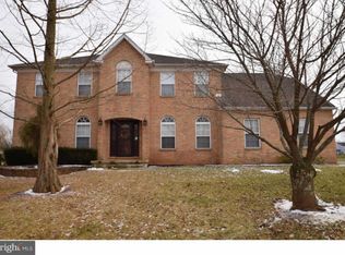 63 Llewellyn Ln, Royersford, PA 19468