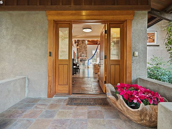 2nd image of 13537 Fielding Rd