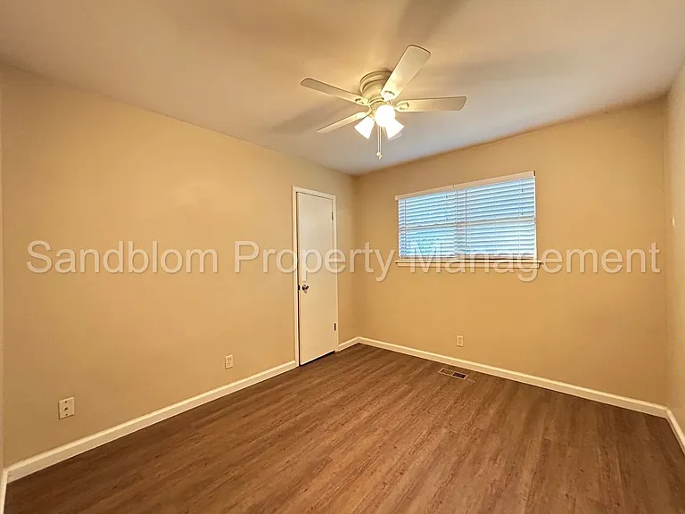 5766 S 80th East Ave — Photo 14