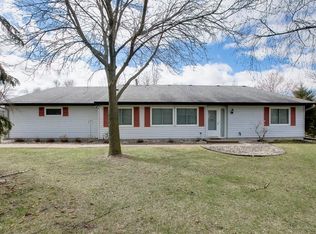 3794 Goodwin Ave N, Oakdale, MN 55128