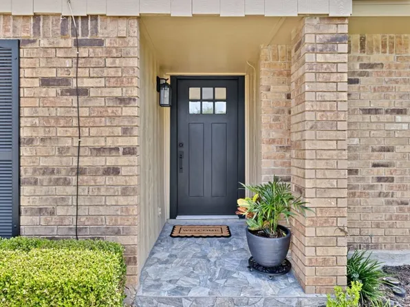 5836 Sidewinder Trl, Fort Worth, TX 76131