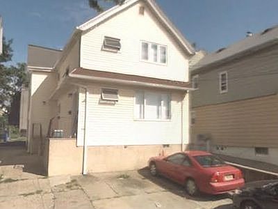 1st image of 42 River Dr