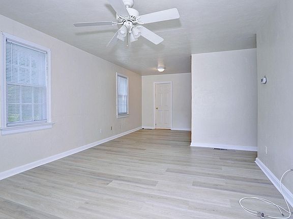 4th image of 1177 Duncan Dr