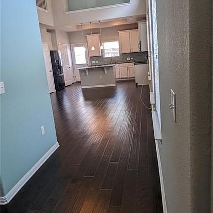 4th image of 3240 E Whitestone Blvd #93