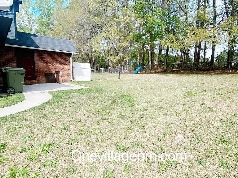 433 Creekway Dr — Photo 36