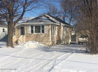 713 9th St SE, Austin, MN 55912