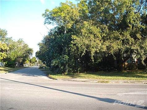 3rd image of 9321 N Armenia Ave