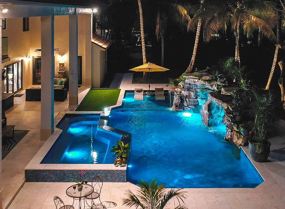 2nd image of 7300 SW 148th St