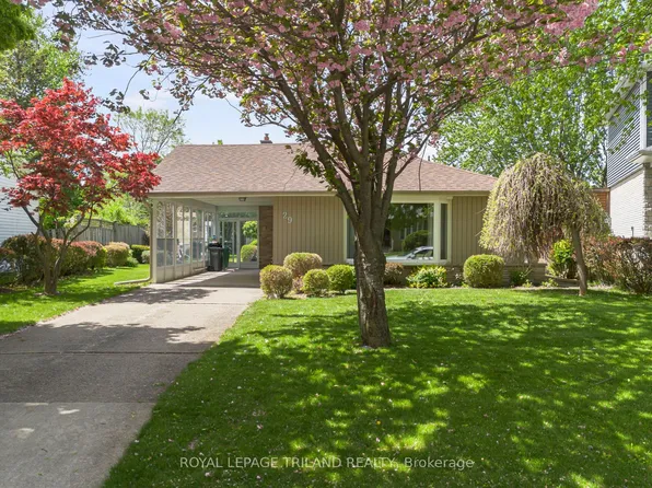 29 Ladore Dr, Brampton, ON L6Y 1V4