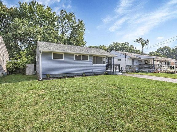 3rd image of 3814 Elbern Ave