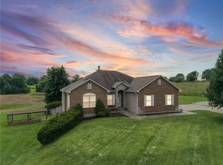 25303 E 199th St, Pleasant Hill, MO 64080
