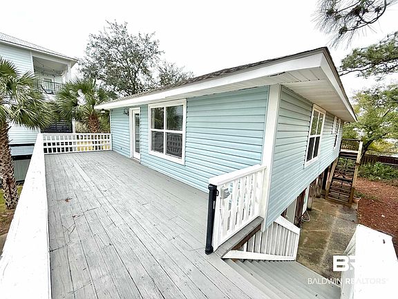 3rd image of 26358 Carondelette Dr