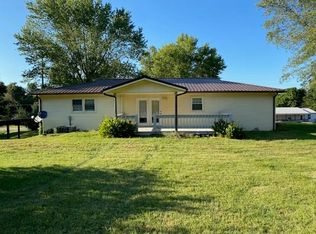 1261 Hilham Hwy, Livingston, TN 38570