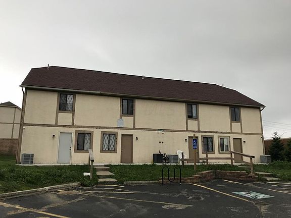 4th image of 6138-6144 Michaelkenney Ln