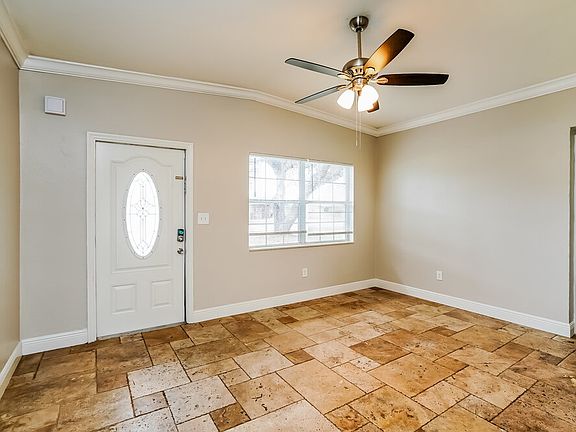 5th image of 1423 Brookhill Dr