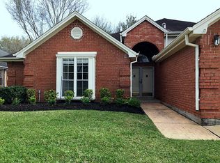 3210 N Peach Hollow Cir, Pearland, TX 77584