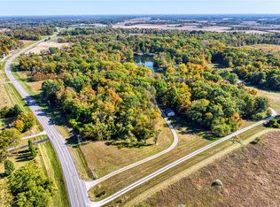 19220 E Terre Haute Rd, Paris, IL 61944