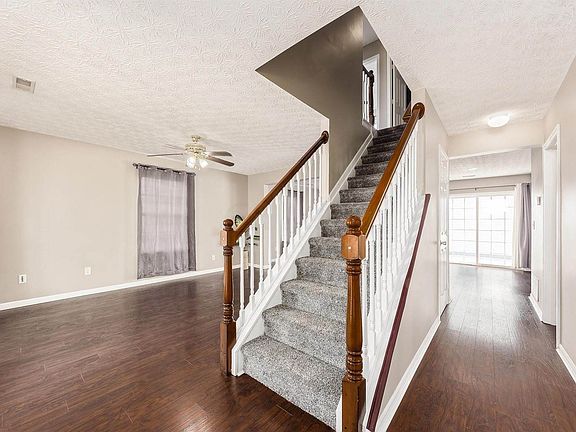 5th image of 2492 Bloxom St