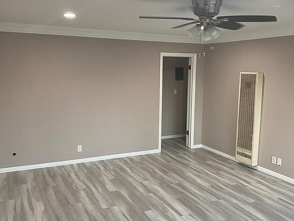 4th image of 4535 E 56th St APT D