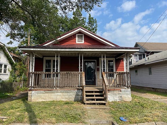 2nd image of 212 Russell St