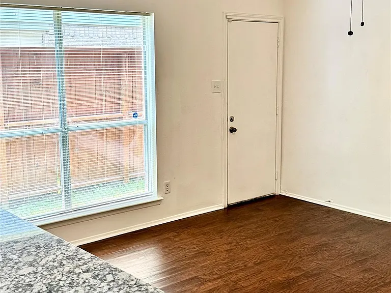 13518 Townwood Dr — Photo 9