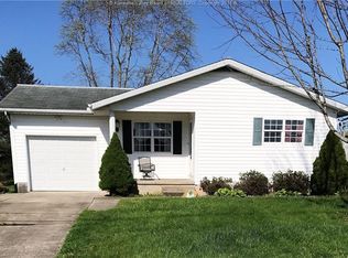 56 Garfield St, Winfield, WV 25213