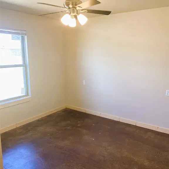 13001 Owen Ln #13001 — Photo 16