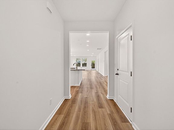 3rd image of 444 Cadbury Loop