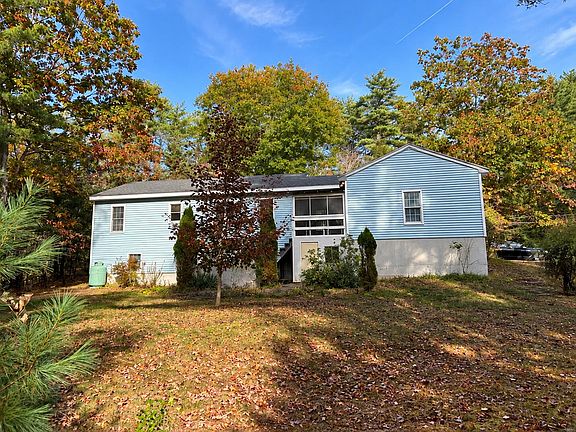 3rd image of 501 Little River Road