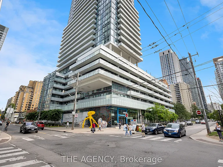 161 Roehampton Ave #804 — Photo 30
