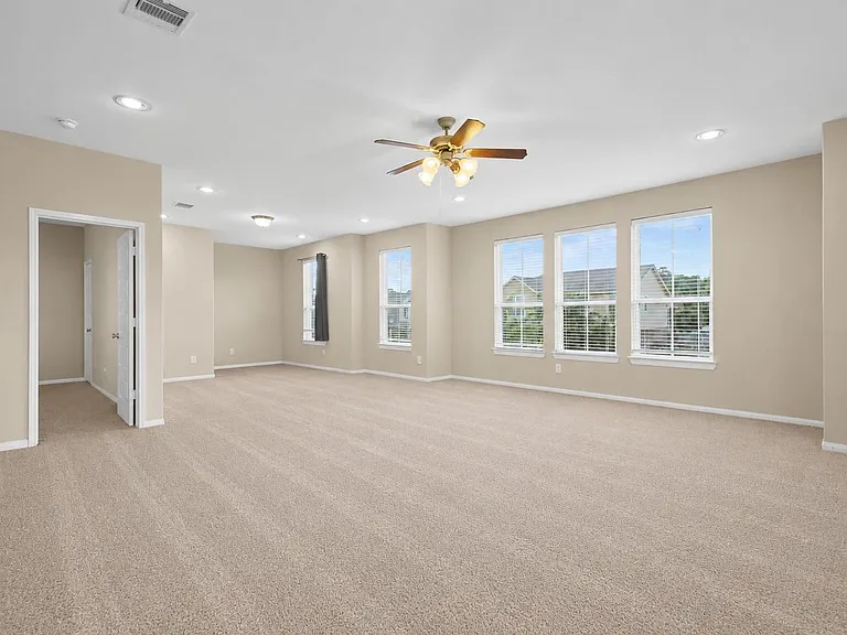 22503 Miramar Bend Dr — Photo 26