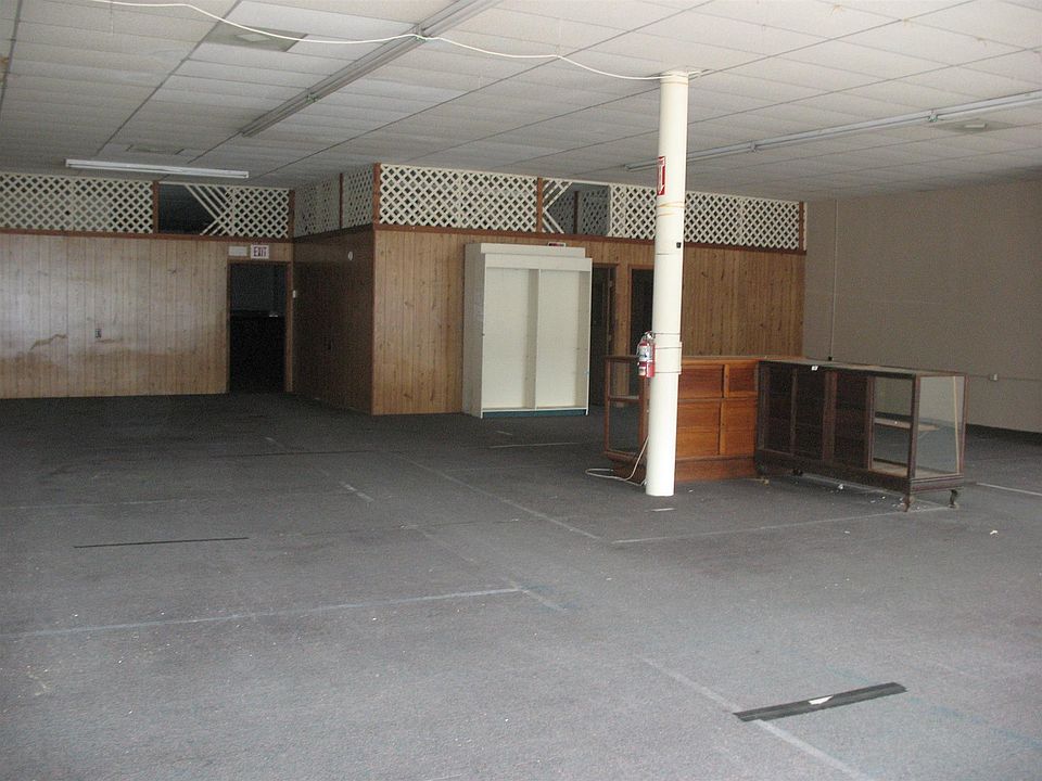 2nd image of 144 1st Ave NW #148