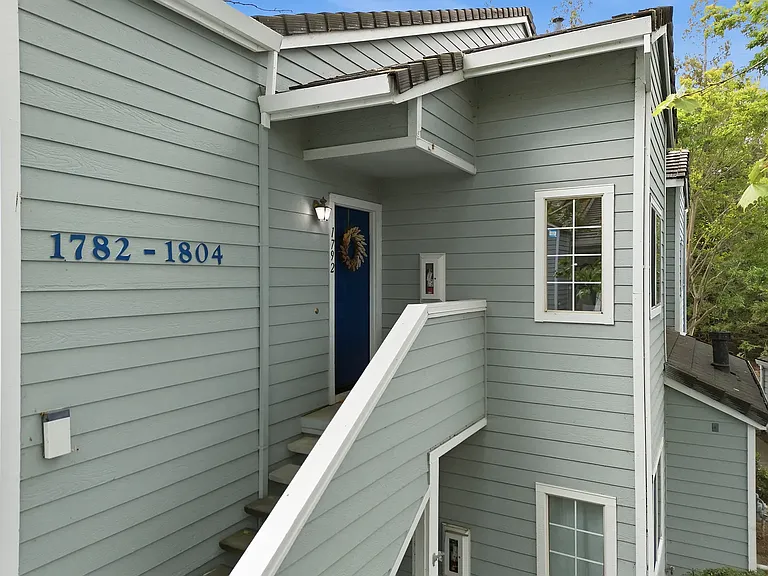 1792 Bevin Brook Dr — Photo 3