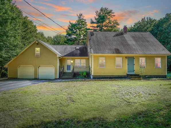 24 Adams Circle, Buxton, ME 04093