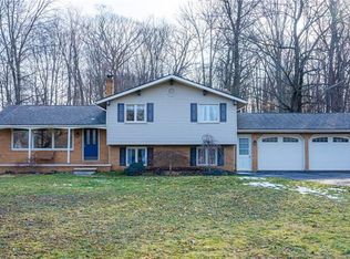 440 Randall Dr, New Castle, PA